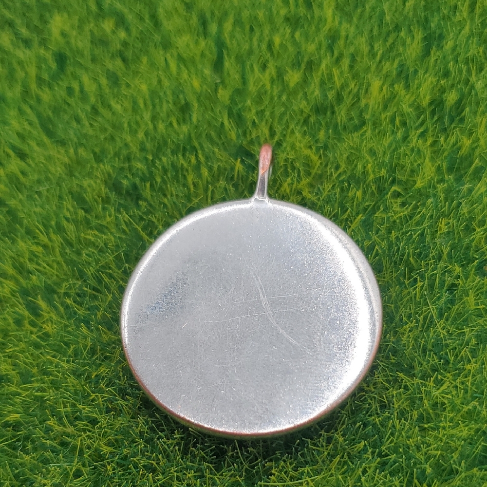 Round Silver Tone Pendant P403